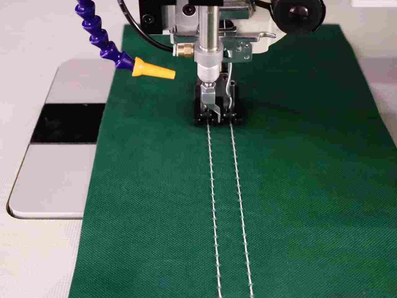Heavy duty tents sewing machine 